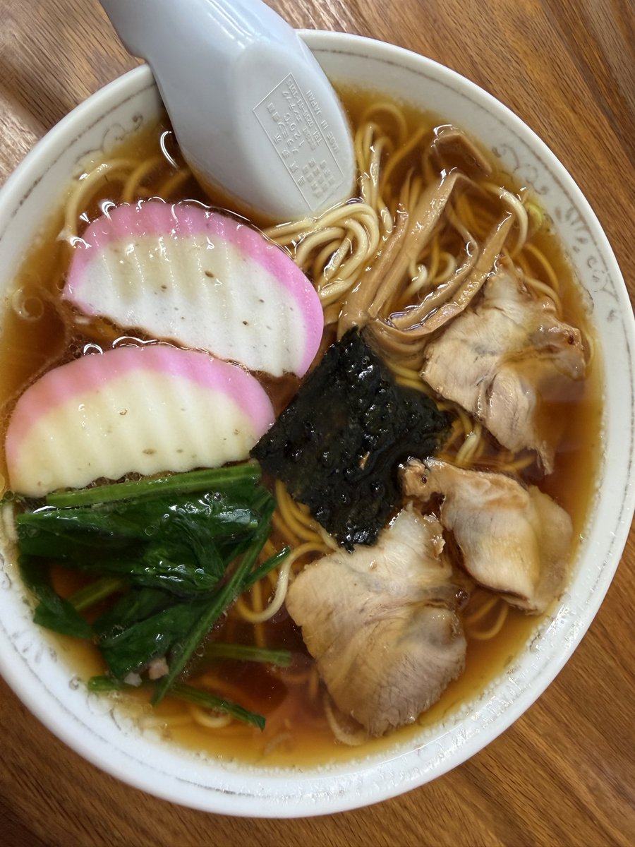 lovechu37's tweet photo. お昼は姐さんに教えてもらった
味世屋食堂へ✨

３人の大姉さんが切盛りされててめっちゃ美味しかった✨
ご馳走様でした✨ https://t.co/JZfPTPBZ4P