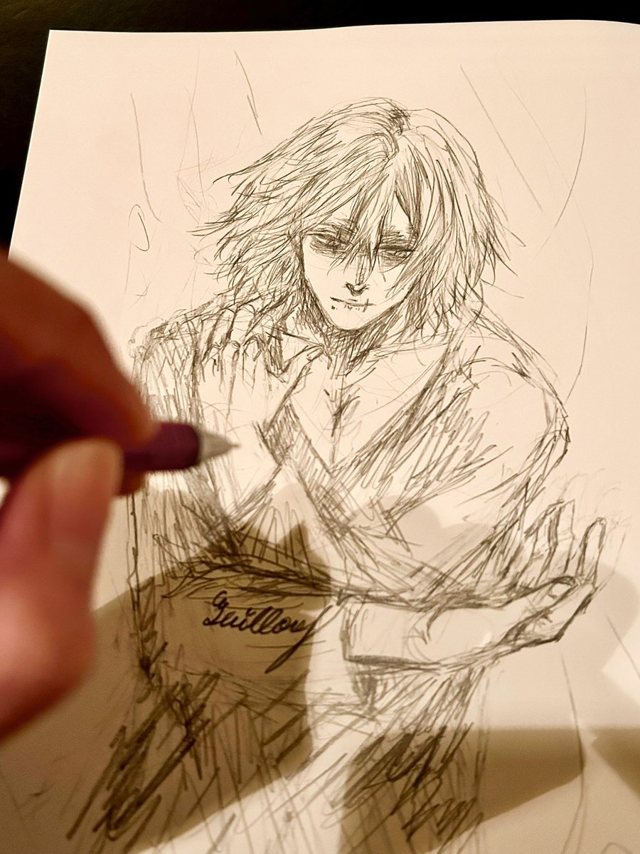 Guillory555's tweet photo. アナログイラスト製作過程
火事で全部灰になった https://t.co/ekeSbJzvfA