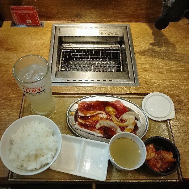 mauria344's tweet photo. 焼肉ライクでランチ
いただきます https://t.co/ke1NHmlHUs