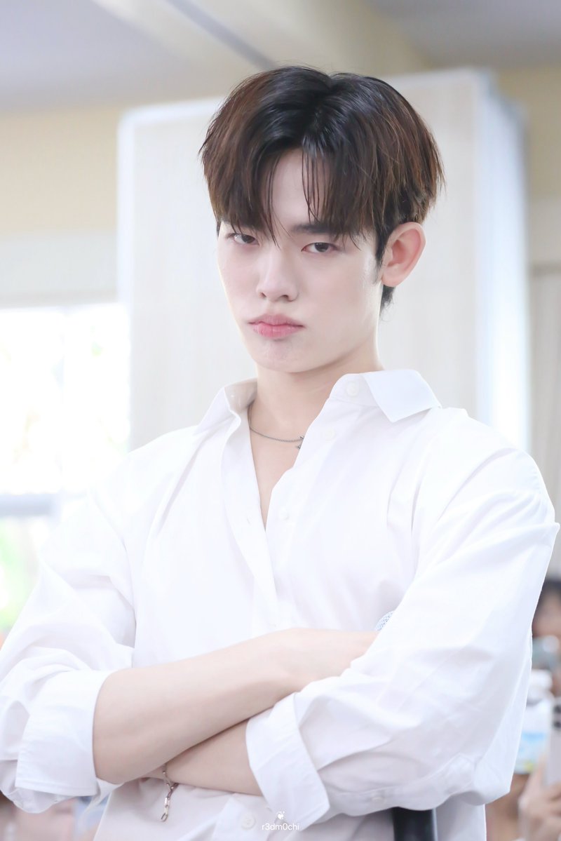 r3dm0chi's tweet photo. ดื้อขึ้นม้ายหนิ >ᴗoಣ https://t.co/M4sYdQj7Og