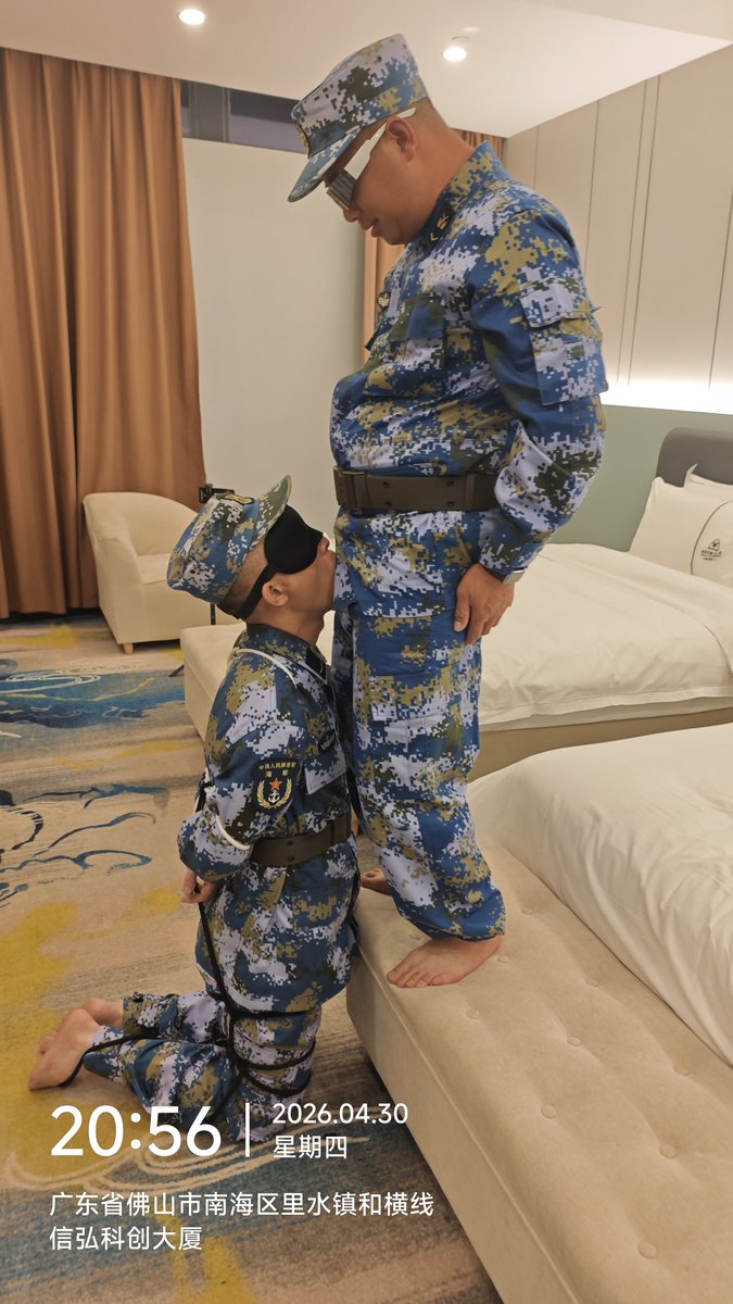 ds521069's tweet photo. 有能接受这样的朋友吗？
有的可以私信或＋V
不喜欢请勿喷，谢谢。 https://t.co/xQazDu6YU9