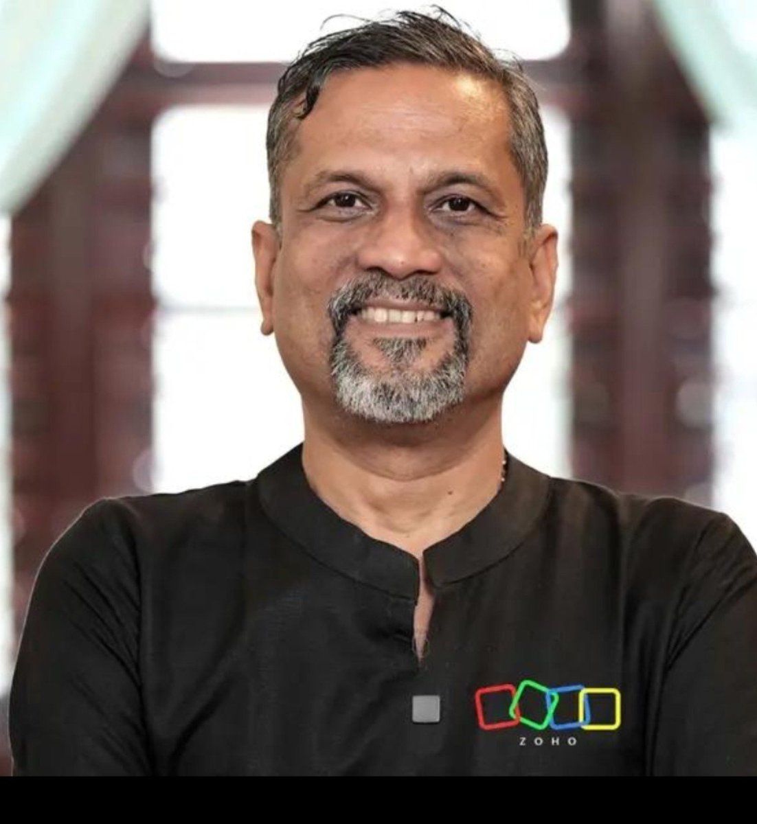 Ninja_Warrior11's tweet photo. Zoho Founder " Sridhar vembu" urges indian to come back to home.
With the words - Let's Build india".

Sridhar Vembu is an Indian entrepreneur and co-founder of Zoho Corporation, a global software company built without relying on external venture capital.

Sridhar vembu is an IIT graduate and Padma Shri awardee.

Zoho offers :-

• ZOHO CRM
• ZOHO MAIL
• ZOHO WRITER 
• ZOHO BOOKS
• ZOHO MEETING

Now I'm interested to observe the behaviour of Indians in America.
