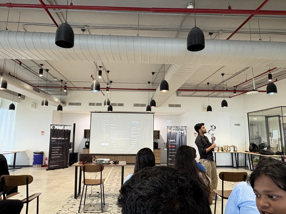 Manik892936's tweet photo. God please have mercy on us…. Going to present our hackathon project at Paytm office with @Sarthak_WB3
#Geekroom #hackculture https://t.co/kHAU781DiN