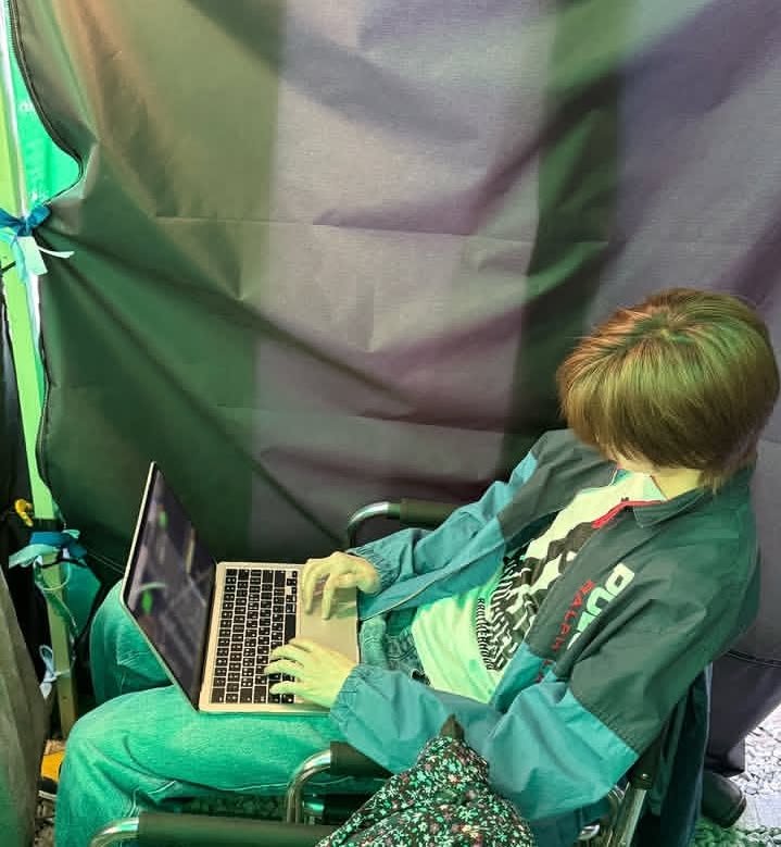 cortistype03's tweet photo. Dear @BIGHIT_MUSIC , please start treating Juhoon fairly. It's honestly frustrating to see how rarely he gets individual schedules or solo content in CORTIS's videos. Juhoon is just as much a part of CORTIS as the other members, and he works just as hard, contributing to the group's music and writing lyrics too. He deserves to have his own moments to shine, more individual opportunities, and the same level of attention and support as the other members. We're not asking for special treatment, just FAIR treatment. Please recognize Juhoon's hard work and give him the opportunities he deserves. He deserves to be seen, heard, and appreciated too.

𝐖𝐞'𝐫𝐞 𝐧𝐨𝐭 𝐚𝐬𝐤𝐢𝐧𝐠 𝐟𝐨𝐫 𝐬𝐩𝐞𝐜𝐢𝐚𝐥 𝐭𝐫𝐞𝐚𝐭𝐦𝐞𝐧𝐭, 𝐣𝐮𝐬𝐭 𝐅𝐀𝐈𝐑 𝐭𝐫𝐞𝐚𝐭𝐦𝐞𝐧𝐭 @cortis_bighit

#FairTreatmentForJuhoon #KimJuhoonDeservesBetter #CORTISIs5 #JUHOON #주훈