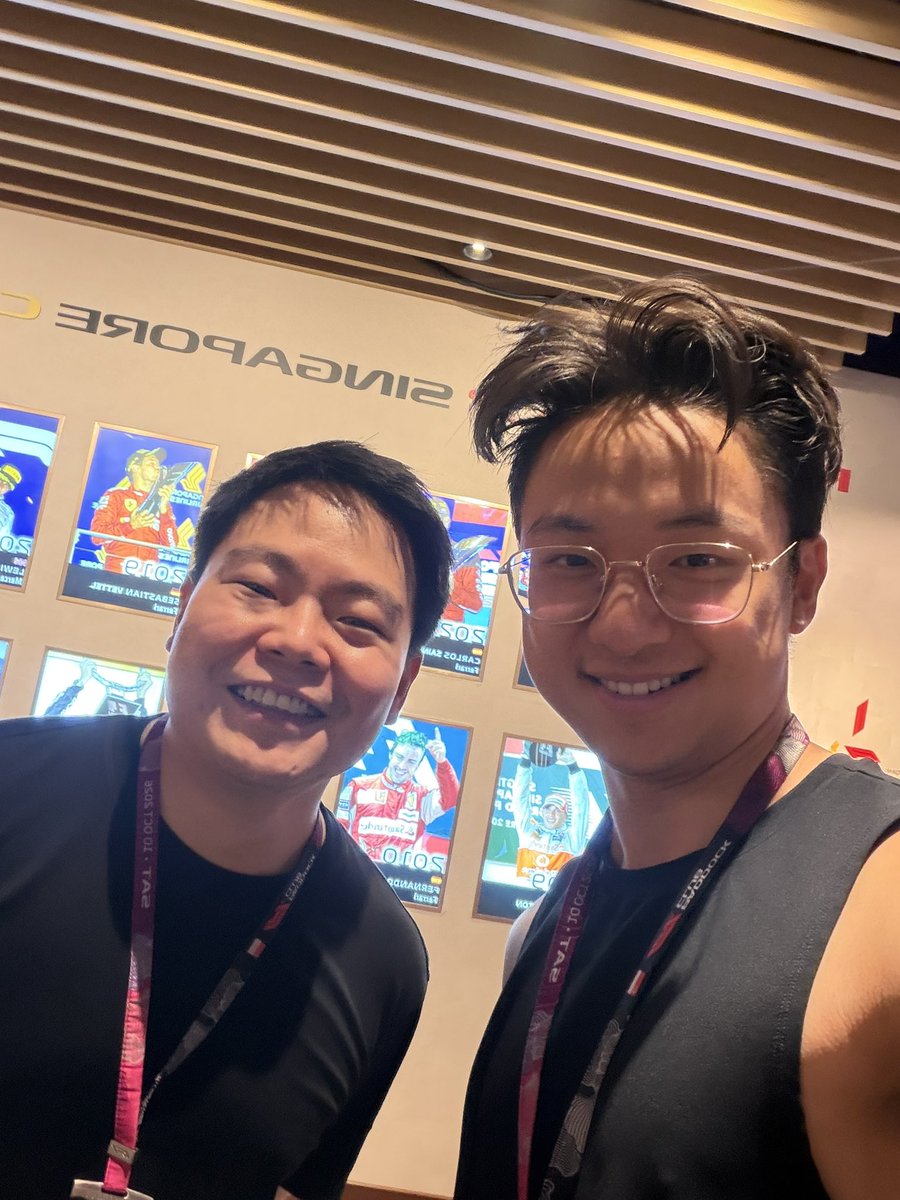 stambouli_o1's tweet photo. Thank you @circle @arc exec team, @makanotto @jerallaire for hosting @o1_exchange at the @F1 Singapore Grand Prix with @SingaporeAir

A pit stop takes ~2 secs.

An international wire still takes ~2 days.

F1 solved latency decades ago. Stablecoins @USDC are finally doing it for money.

At @o1_exchange we say "Sky is the limit." But F1 runs on ground effect. Turns out the ground is limitless too.