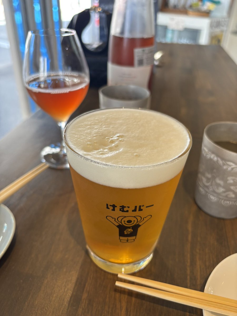 FX_mosio's tweet photo. 彼女のDiorバッグデビューは
立ち飲み→たこ焼き→立ち飲み

高級店も俺の好みの立ち飲みも幅広く行ってくれる彼女が大好き https://t.co/gLgemObsG4