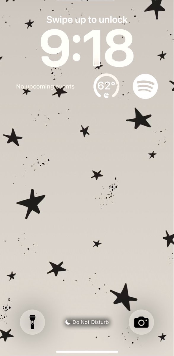 kazuleaff's tweet photo. profile / lockscreen / last song played / pinterest https://t.co/cwN6JSMIec
