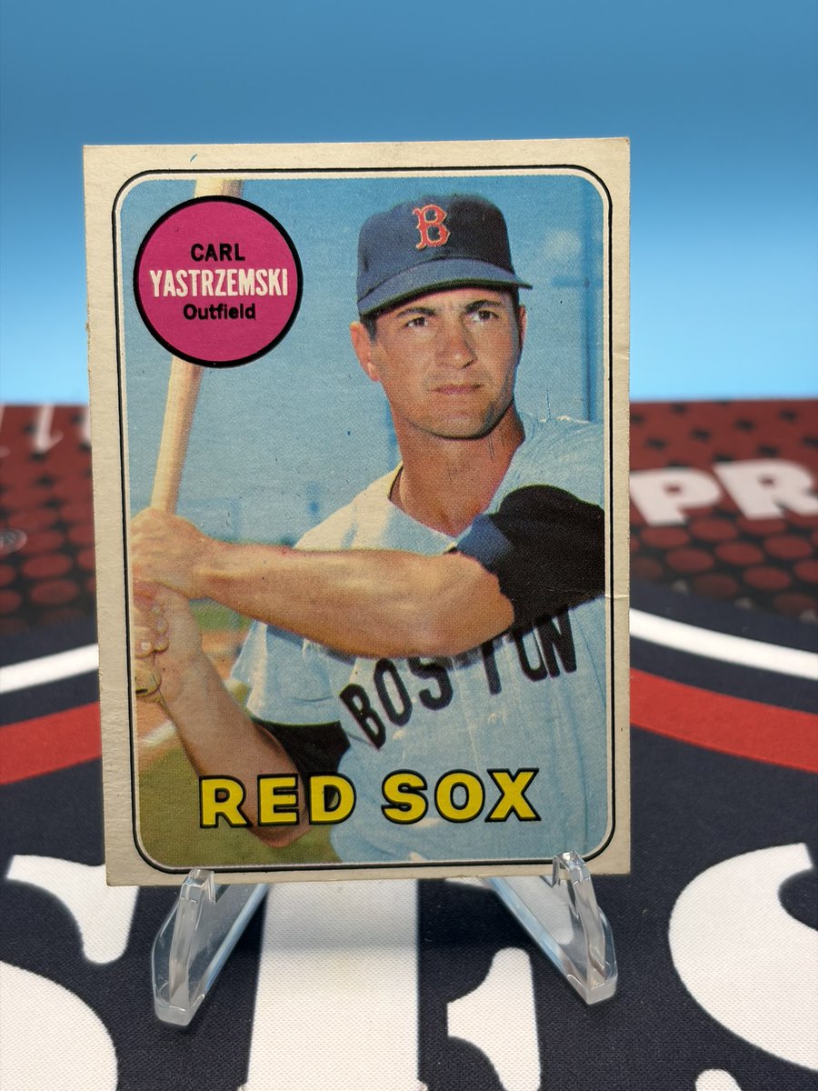 Sigs4Soldiers's tweet photo. For Sale: 1969 Topps Carl Yastrzemski. Asking $20 delivered with 100% going to support homeless and disabled veterans https://t.co/dkU2G5ptxV