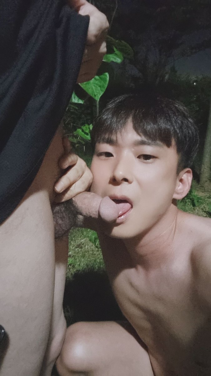 Men_Bakjea69's tweet photo. 또 걸레같이 사진 찍어와서 박제 당하고 싶어하는 변태 사진 ㅈㄴ 꼴리고 많으니
댓글까지 확인 ㄱㄱ

@jjjkkk102030 https://t.co/4AGyqpvAmn