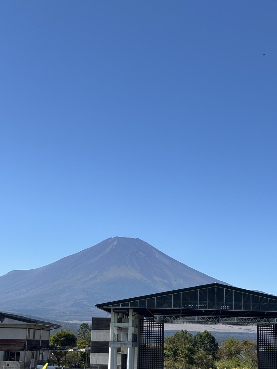 nerimonomono's tweet photo. 暑いけど良い天気 https://t.co/pqeAifnXvQ