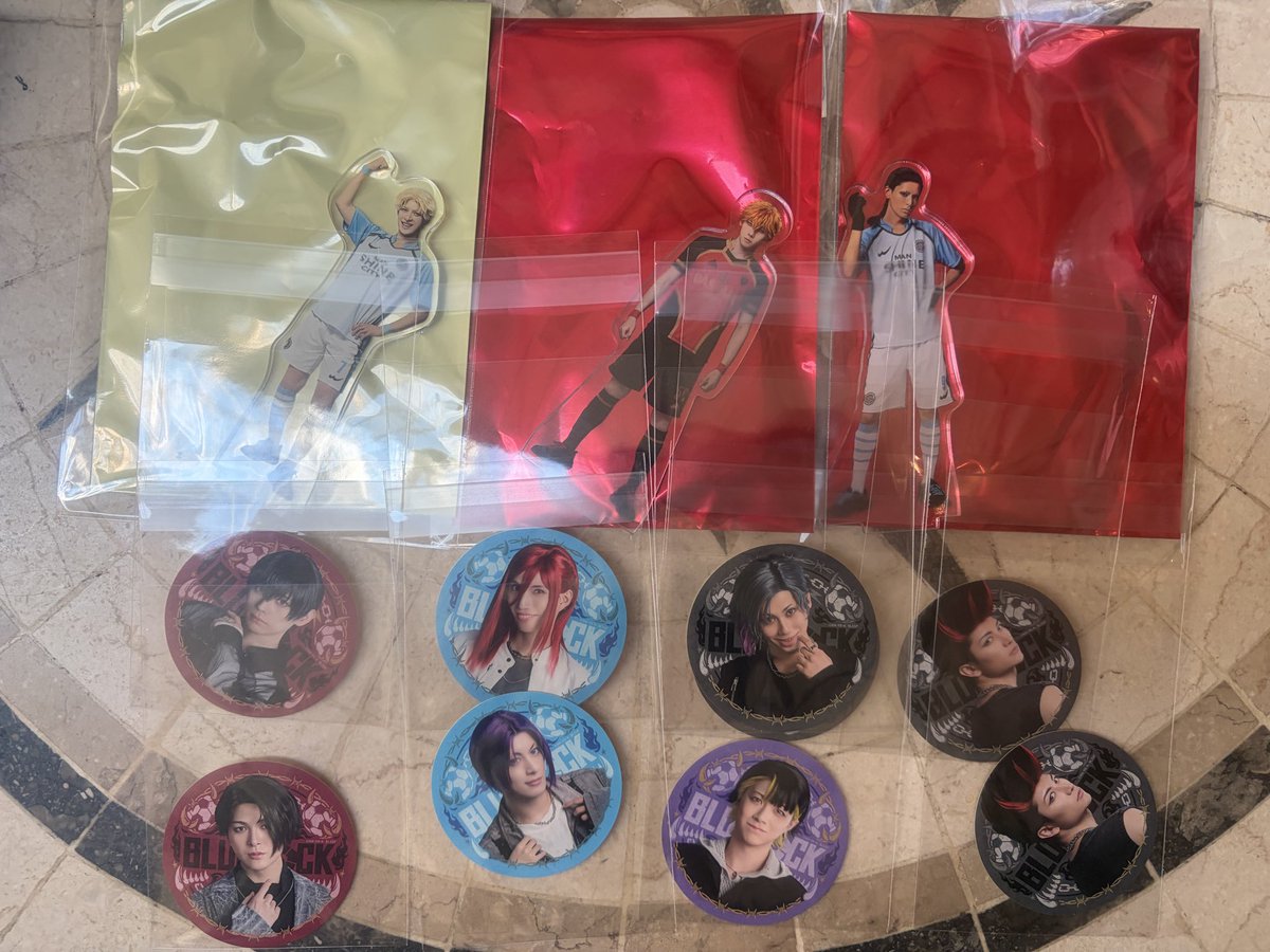 ame_wror82's tweet photo. 【交換/譲渡】舞台ブルーロック ブルステ ネオエゴ　ランダム　アクリルスタンド　ランダムアクスタ　購入特典

譲:プリンス（ユニ）、國神（ユニ）、アギ（ユニ）

求:黒名（ユニ）、乙夜（私服）、氷織（ユニ）

特典は500円

本日昼前後手渡し可能な方優先

他にもありますのでリプをご確認ください https://t.co/sRLIKegr3F