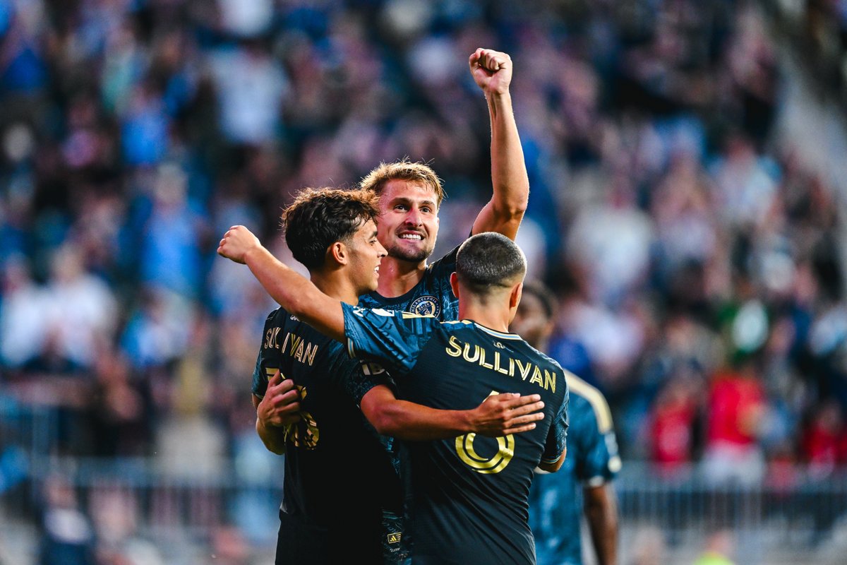 kylesheldon's tweet photo. I don't have the words to describe how insane @PhilaUnion's turnaround has been this season. 

Just look at their results: 

L
L
L
L
L
L
W
D
D
L
D
L
L
L
D
L
Carnell fired + World Cup Break
W
W
W
W
D
D
W
W
W
W
W
W
W

1-10-4 before the World Cup
11-0-2 after the World Cup 

Truly unbelievable.