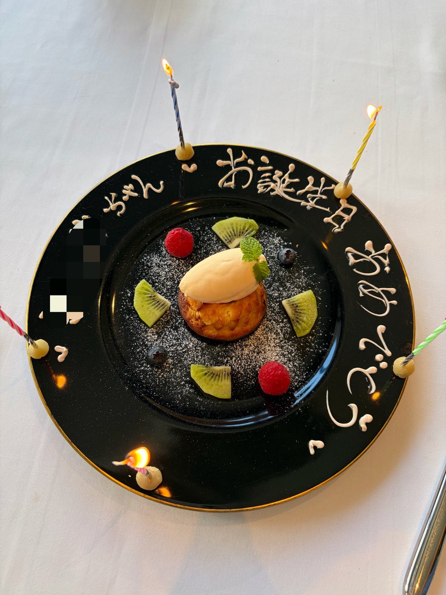 BE_KOBEe's tweet photo. デザートのチーズケーキがブルーチーズの味がして、ここでしか食べれない(他の料理もだけど)味で良かったです😍 https://t.co/0vpfAMyms1