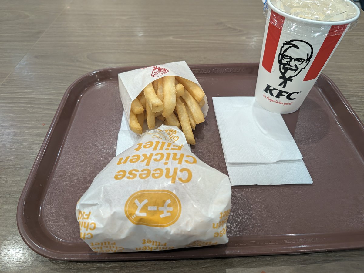 ojdicf's tweet photo. お昼はケンタ https://t.co/2SNAnSBBwC