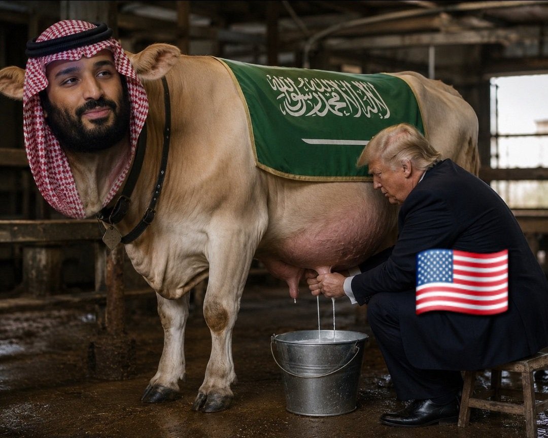 Political00000's tweet photo. @AJABreaking فضيحة سلمانكو وذبابه حناوحنا وحنا المتغطي بأمريكا عريان 🤣🤣🤣👇 https://t.co/J5K40BFV94