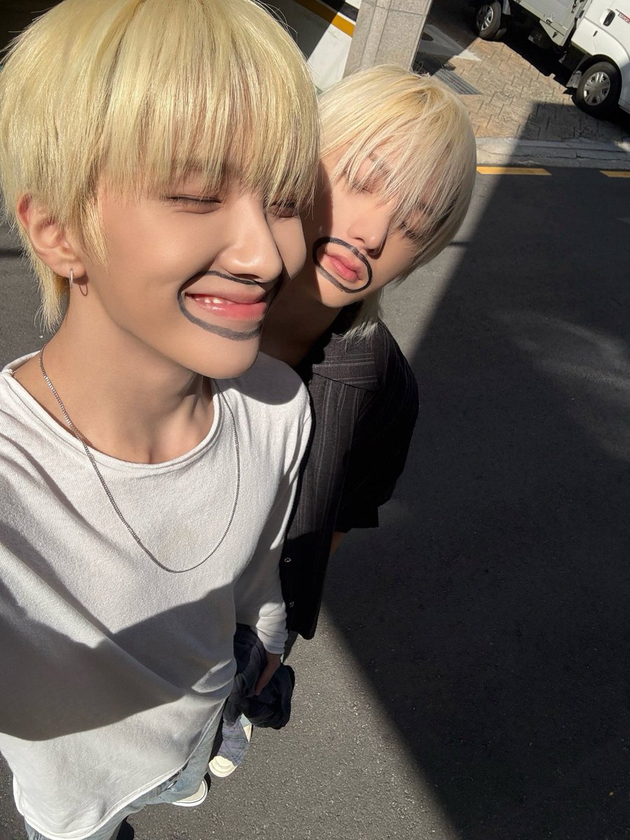 woonangn's tweet photo. 운지리개쥬앜ㅋㅋㅋㅋㅋㅋㅋㅋㅋ https://t.co/MPsJlV0EOi