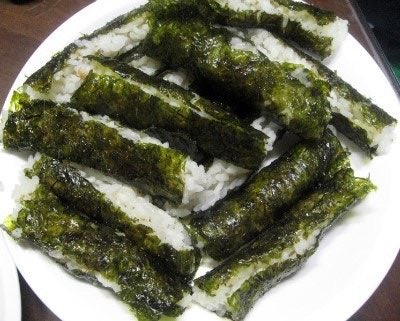 arongmarong's tweet photo. 이건 엄마가 손으로 밥 싸서 입에 넣어줘야 개맛도리인거 아시는분?? https://t.co/OtehWTs4GK