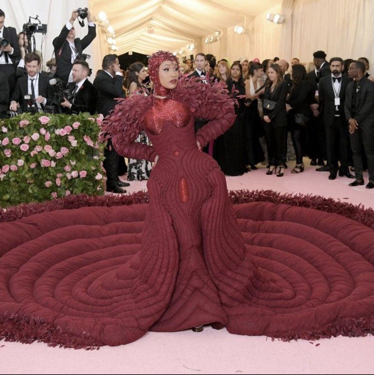 TheBardiRoom's tweet photo. The Iconic Cardi Moments

👑 ICONIC THEN. ICONIC NOW. ICONIC ALWAYS.

From unforgettable red-carpet looks to legendary performances, @iamcardib knows how to give us a MOMENT! 🔥💎

BARDI GANG, what’s your favorite Cardi B moment of all time?💜

 #CardiB https://t.co/Sq65IsqwDy