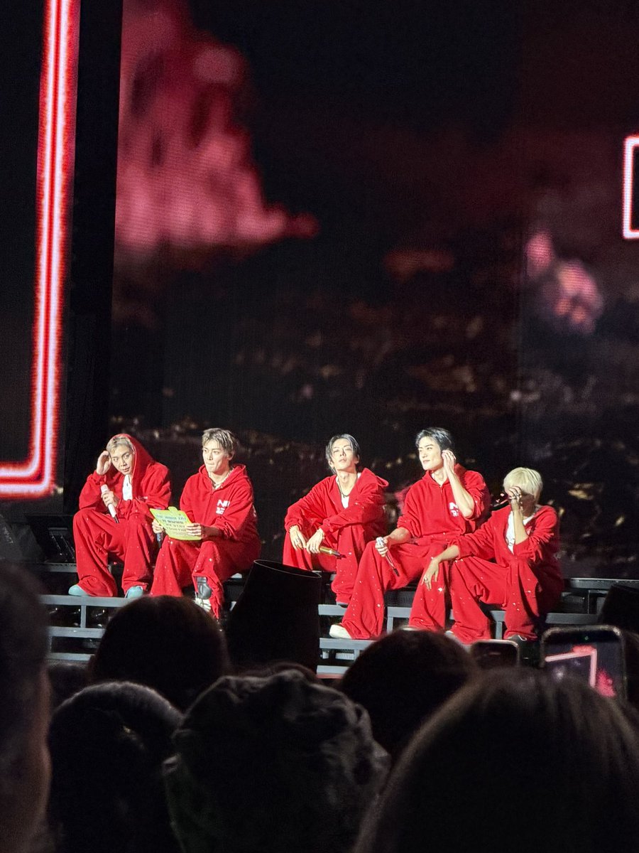 RFaksakul's tweet photo. จะรอครบพร้อมกันทั้ง7 คนนะ🫶🫶
🌹🐱🍒🍑🐰🐶🐻
#NCT127_5TH_NEOCITY_THE_REDLINE #nct127 #theredline #NCT127_Favorite #NCT_10TH_ANNIVERSARY https://t.co/yqfyDow4uO