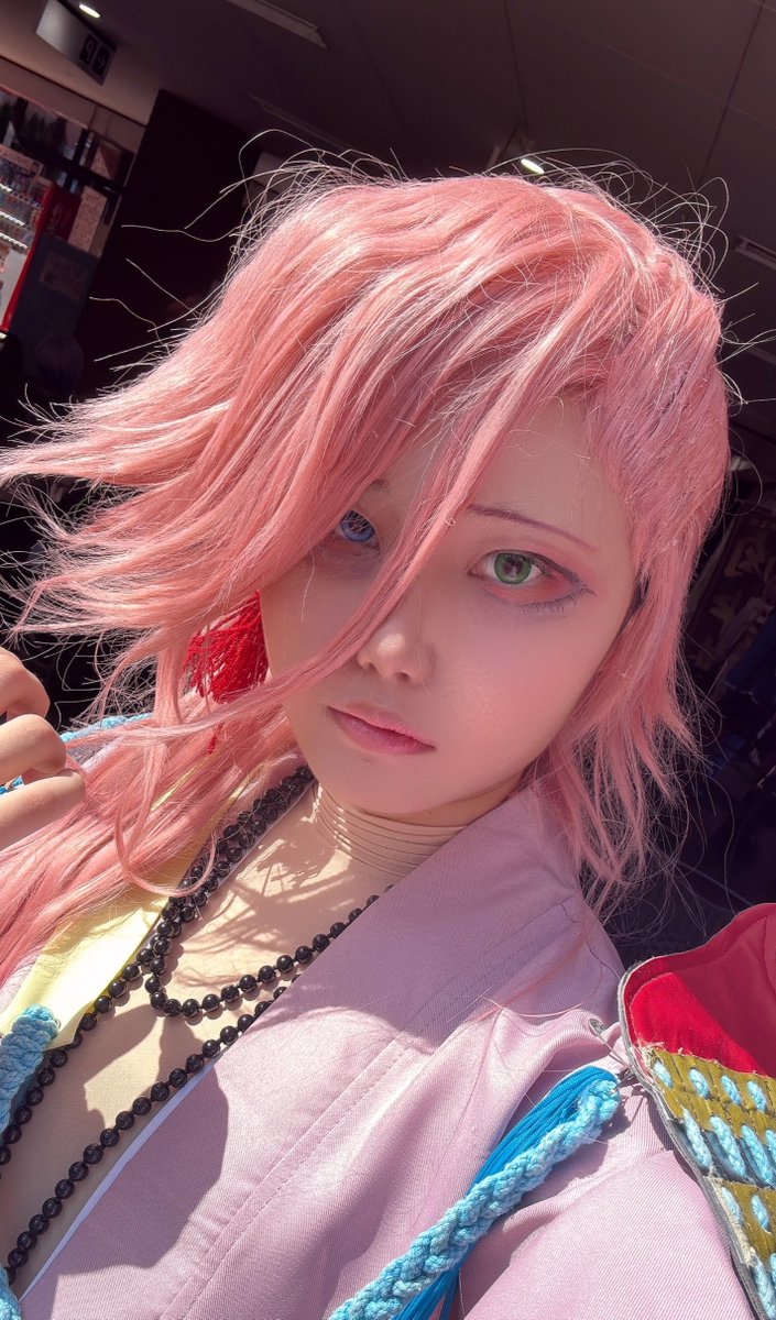 pasol92ry's tweet photo. そくほー🫶
宗三でーす
毛がぱやぱや🥺
#コスプレス #ヒルサイド https://t.co/4JnXw0sZmW