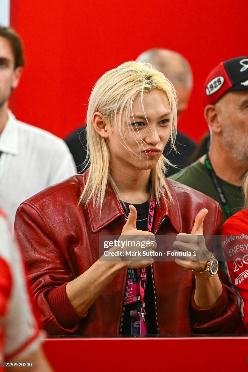 BBOKILIST's tweet photo. 우리 용보기가 체커 플래그 흔들어주면 좋겠다🏁💕

FELIX F1 SINGAPORE QUALIFYING
#FELIX_Formula1 
#FELIXxFerrari
@f1 @ScuderiaFerrari https://t.co/II0WXLLUd2