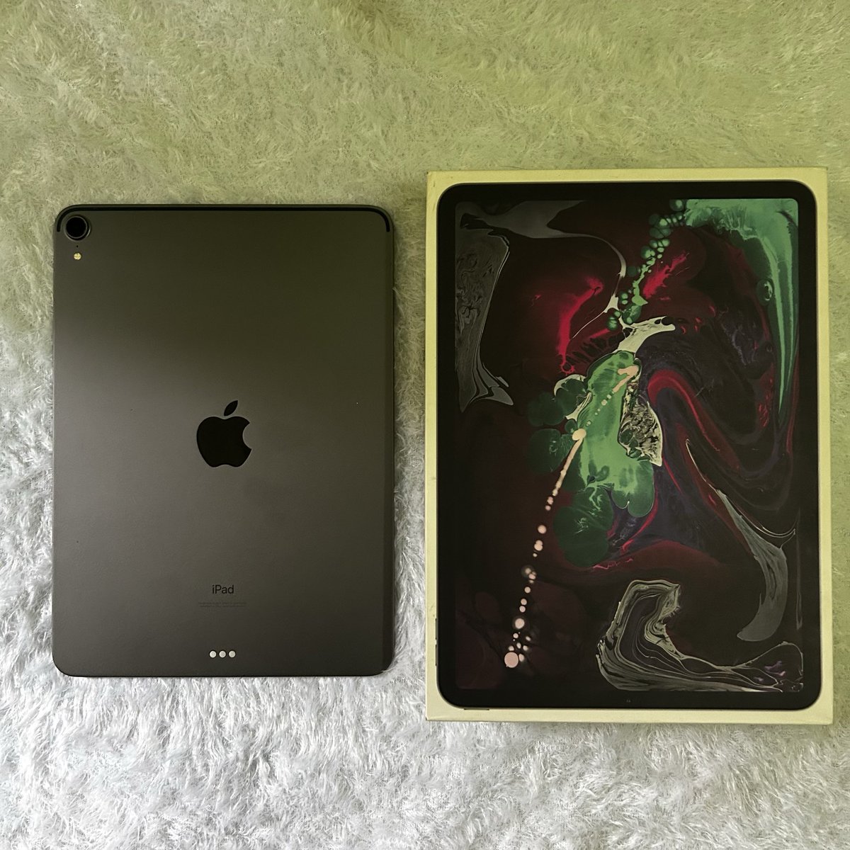 jenodumpling_'s tweet photo. WTS Want To Sell 

IPAD PRO 11-inch First Gen 64 GB 
Wifi Only

- Pemakaian wajar (All Parts Ori + normal)
- Ada retak rambut halus banget  

Fullset (charger, box, dll) + bonus case
💵 5,000k

Prefer COD Bekasi/Jaktim
Lewat 🍊jg bisaa exc admin

JUAL IPAD PRO #WTSIpad #zonauang https://t.co/1uMQVLkynL