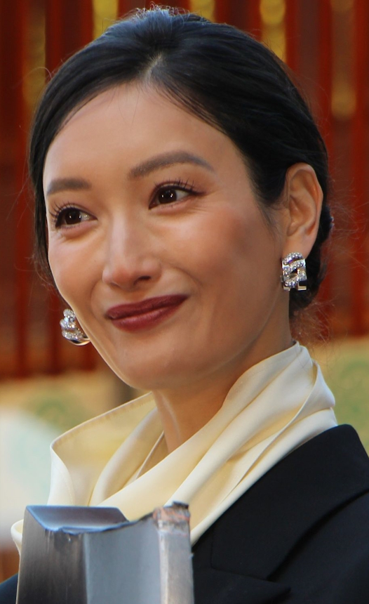 BK4486z's tweet photo. 【僕の日替わりランキング】スマホを弄りながら片手間にダルそうに靴下履いた足で足コキして欲しい♀げぇのぅじん4選 https://t.co/pkguWQguPn