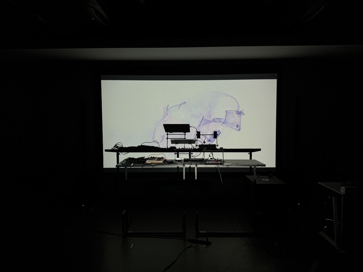 mken_collective's tweet photo. M研COLLECTIVE
2日目開場しました！
10:30〜17:00は常設展示
13:00〜14:00、15:00は室内DJライブ

ホワイトキャッスルW301
お待ちしてます！
#洗足GF #mken https://t.co/Pc3Q5Oklco