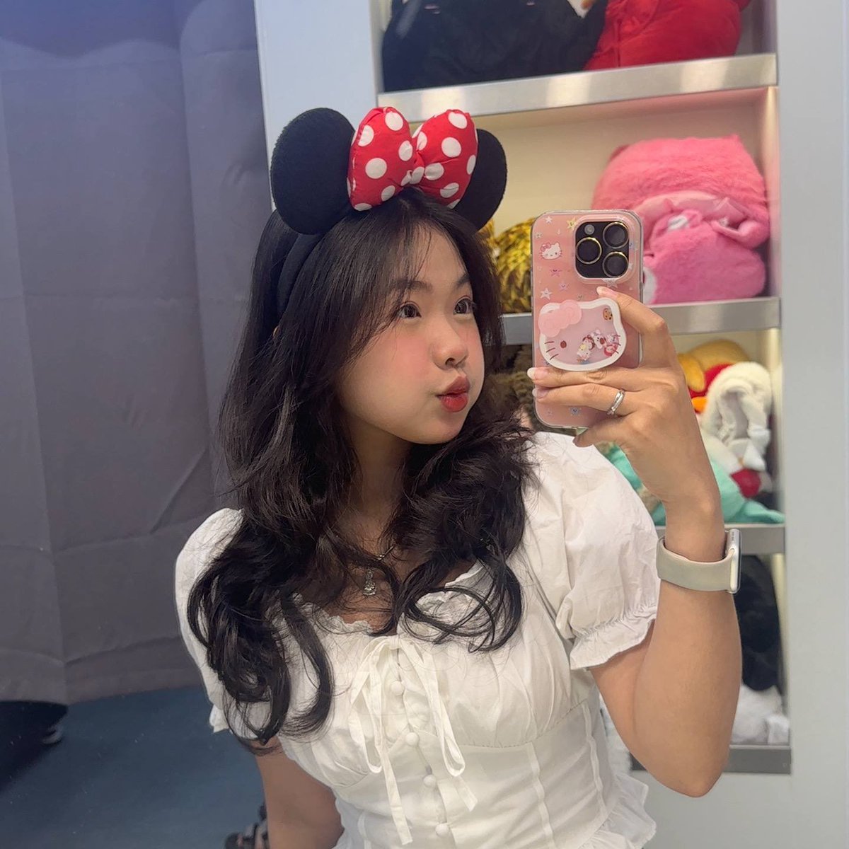 taolayangho1's tweet photo. Cúi từng đi kiếm tứn cùi bến tre https://t.co/eEpY0iwykZ
