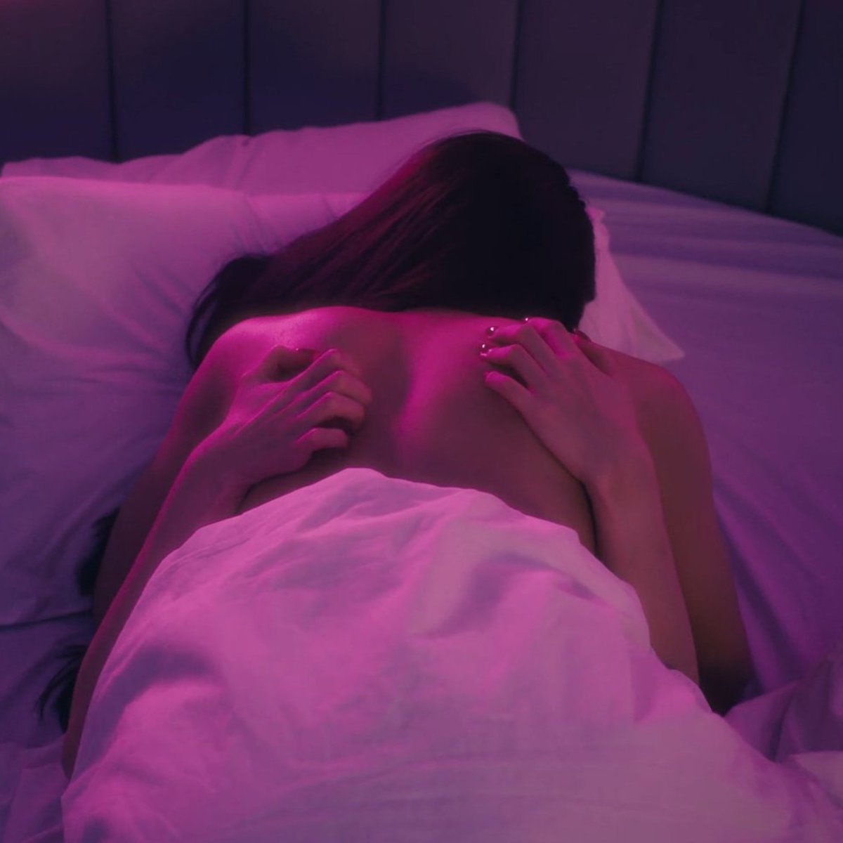 sapphicslike's tweet photo. love beyond dreams ep4 https://t.co/8iYkoGEdMa