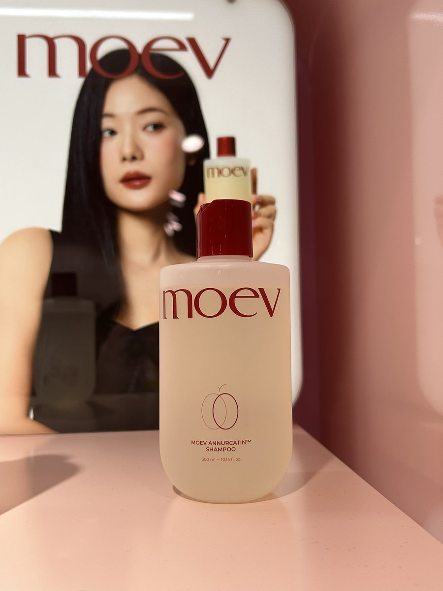 yumi_cosmepv2's tweet photo. めちゃくちゃ目移りしちゃう💧
#SAMPLEHOUSE
#Qoo10サンプルハウス
#moev
#LAVIEN
#VARIHOPE
#medicube https://t.co/0nYTnGDzqL