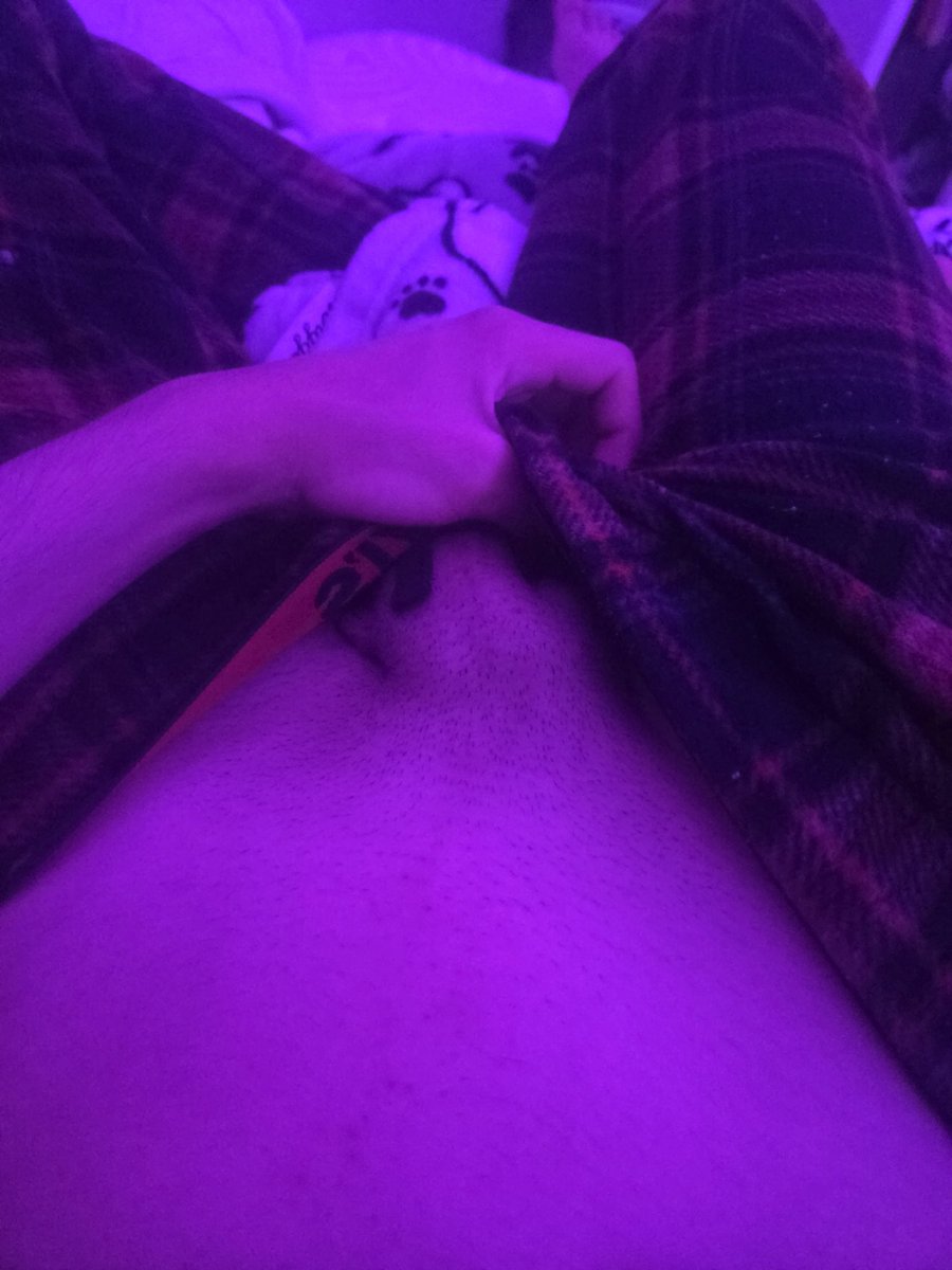 DumbMutt6767's tweet photo. Why is it over 90 in October
#nsfw #nsfwtwt #nsfwtwtًً #nsfwtwt゚ #nsfwtwtًًًٌٌٍِّ #CHUDAİ
#chudai
#wata #latino #gay #latino #gaymex #twink #furry #furryad #nsfwfurry #furrynsfw https://t.co/mofm9Cp0Af