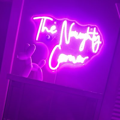 TzNaughtyCorner's tweet photo. #NewProfilePic https://t.co/jI6VSii8rF