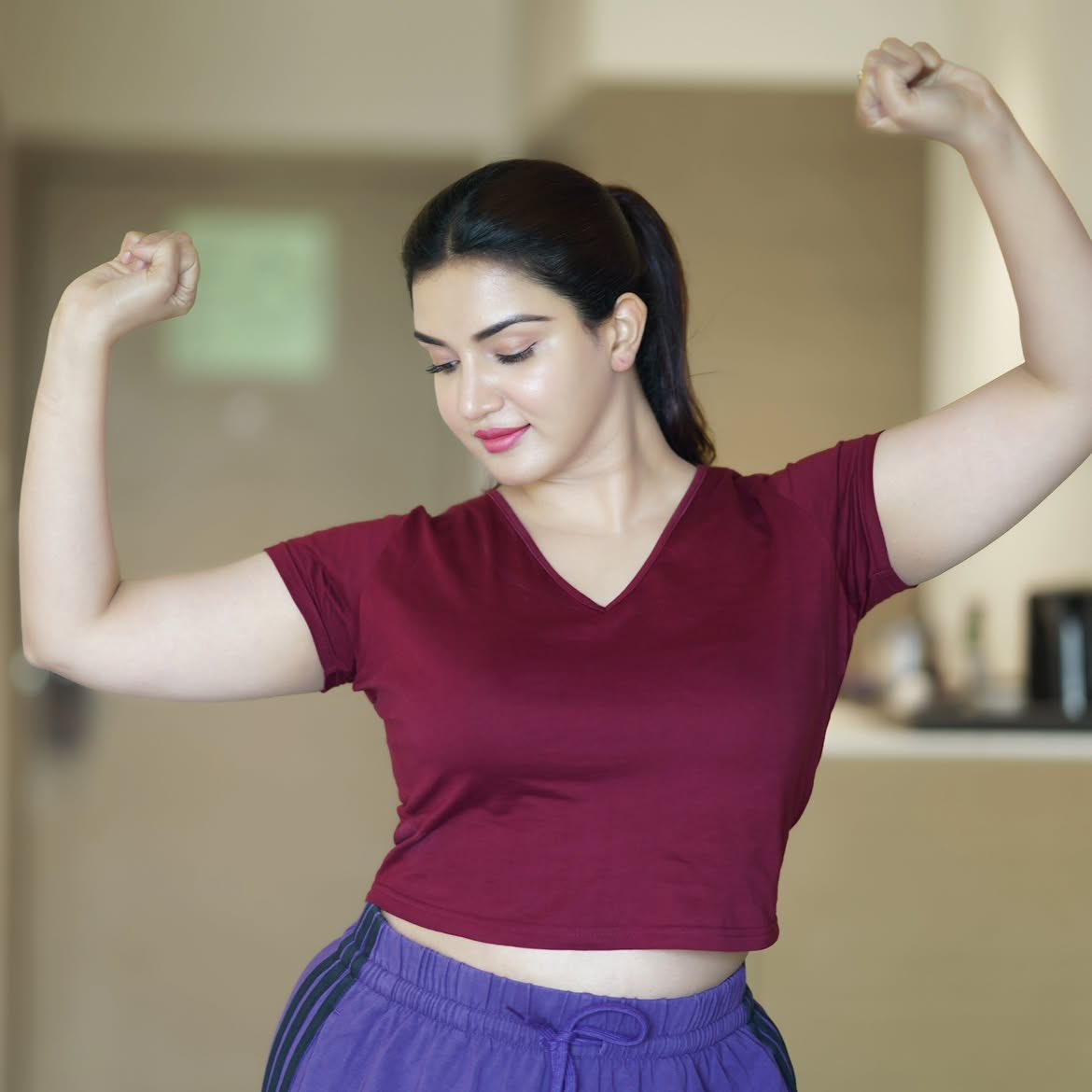 Slayersslot's tweet photo. Honey Rose at 35 and still serving that flawless glow, gorgeous skin tone and stunning body tea 🔥❤️‍🔥 

Aging like fine wine! ✨ https://t.co/htUaYY3czi