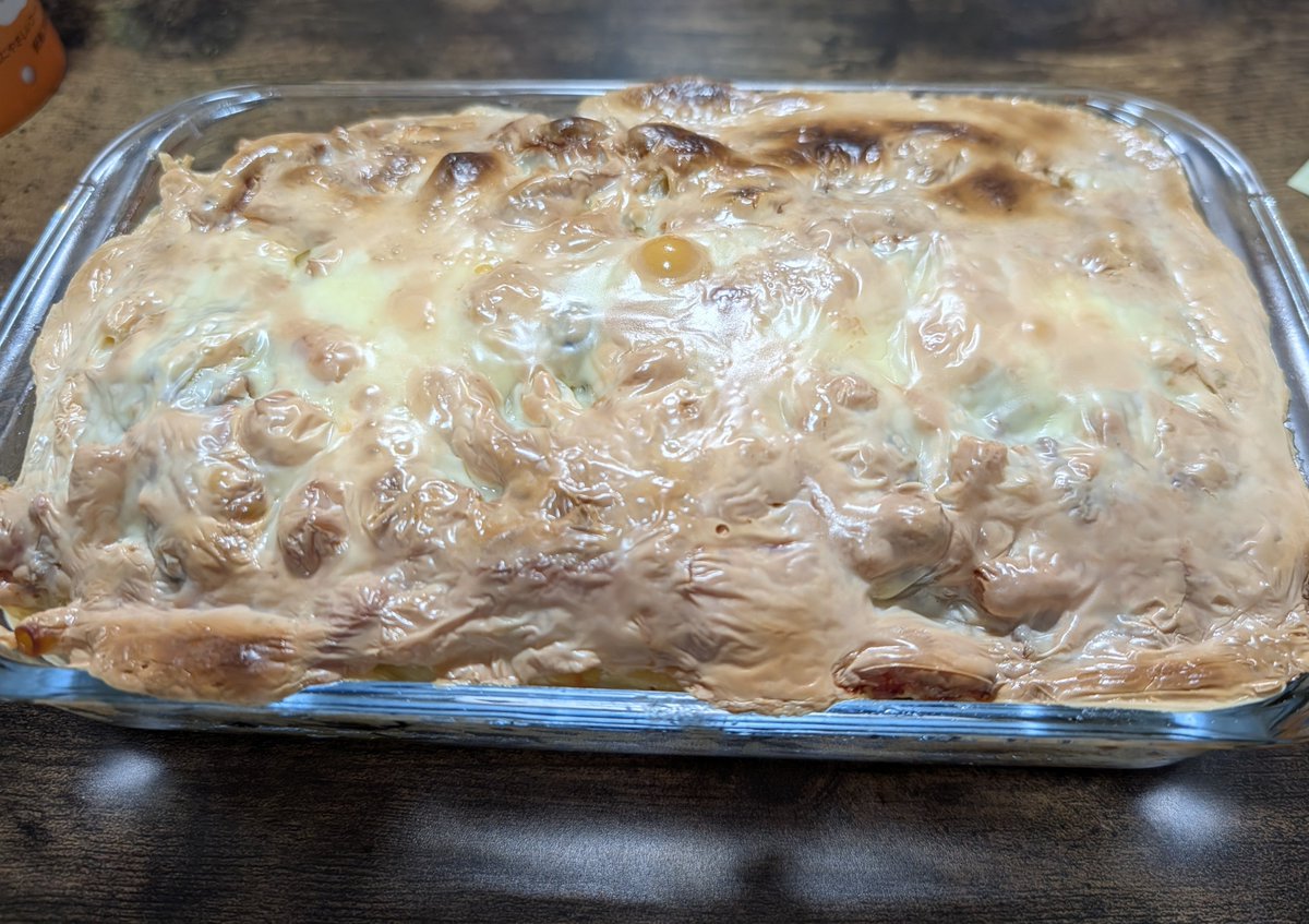 JTxWHxSF's tweet photo. きのこだらけの和風グラタン😁
見た目めっちゃブスやけども🤤
食べきれないくらい作るのが好き https://t.co/UC2T7q3f2m