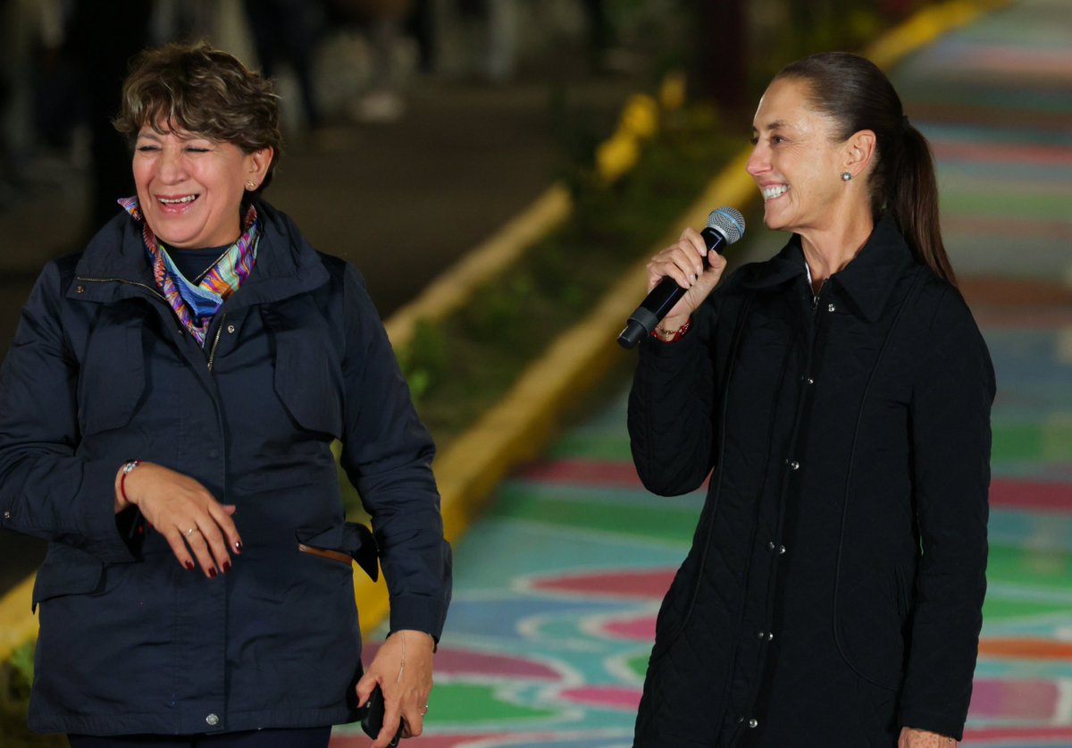 azucenacisneros's tweet photo. Hoy inauguramos el Sendero Seguro Pichardo Pagaza, junto a nuestra Presidenta de México, la Dra. @Claudiashein, y nuestra Gobernadora, la Mtra. @delfinagomeza.

¡Una transformación integral con el #PlanOriente para la Quinta Zona de Ecatepec!

4.68 kilómetros de repavimentación, 1,220 luminarias, más de 6,700 árboles y plantas, 44 murales y 260 fachadas rehabilitadas.

Con el trabajo coordinado de los tres órdenes de gobierno, recuperamos nuestras calles, iluminamos nuestros espacios y construimos caminos más seguros y dignos para nuestro pueblo.

¡El #CambioQueSeSiente sigue transformando #Ecatepec!