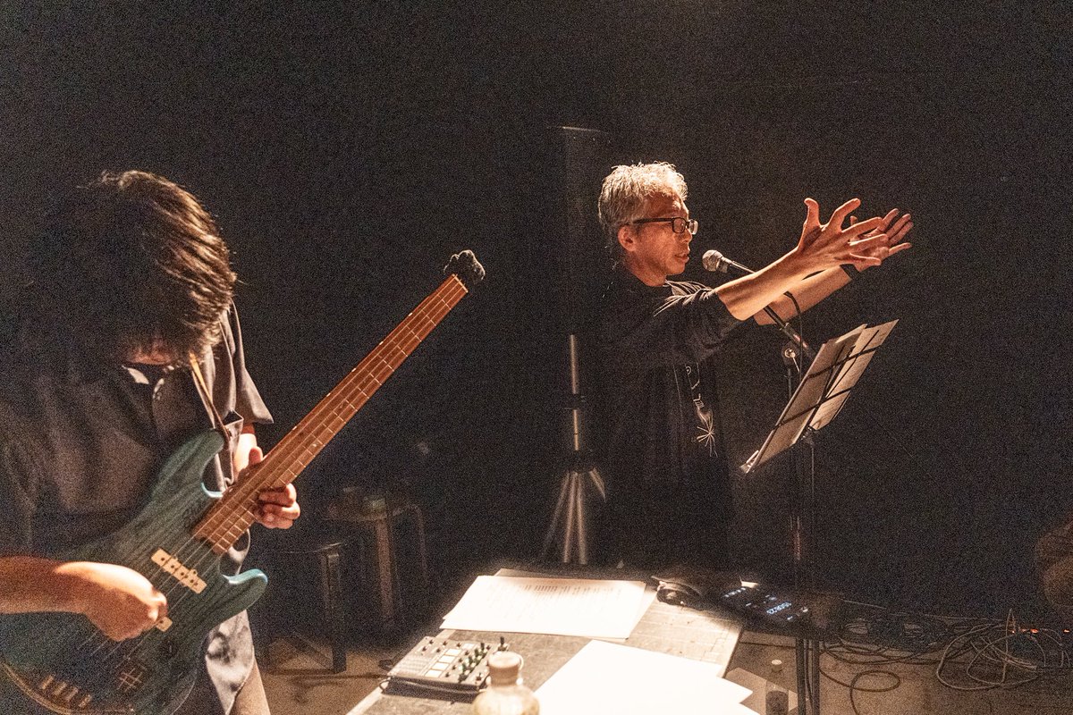 rn_asterism's tweet photo. ヒカリノミナモト＠尼崎tora &amp; 怪獣シアター
2026.9.26
アステリズム×369beats（@electrokanata ）

撮影：樫原汐(カシハラジャク)
X：@KA_E_37
Instagram：@ka_e_37 https://t.co/zs3BPR5Saq
