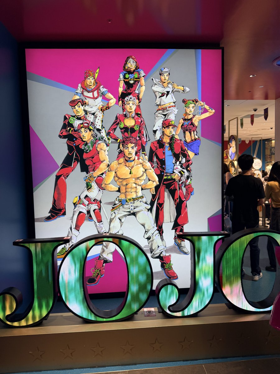 vashu_starlight's tweet photo. Nintendo and Jojo Store in Shibuya!!

#vtuber #japantravel #nintendo #jojosbizarreadventure https://t.co/B2Gn1aBINc