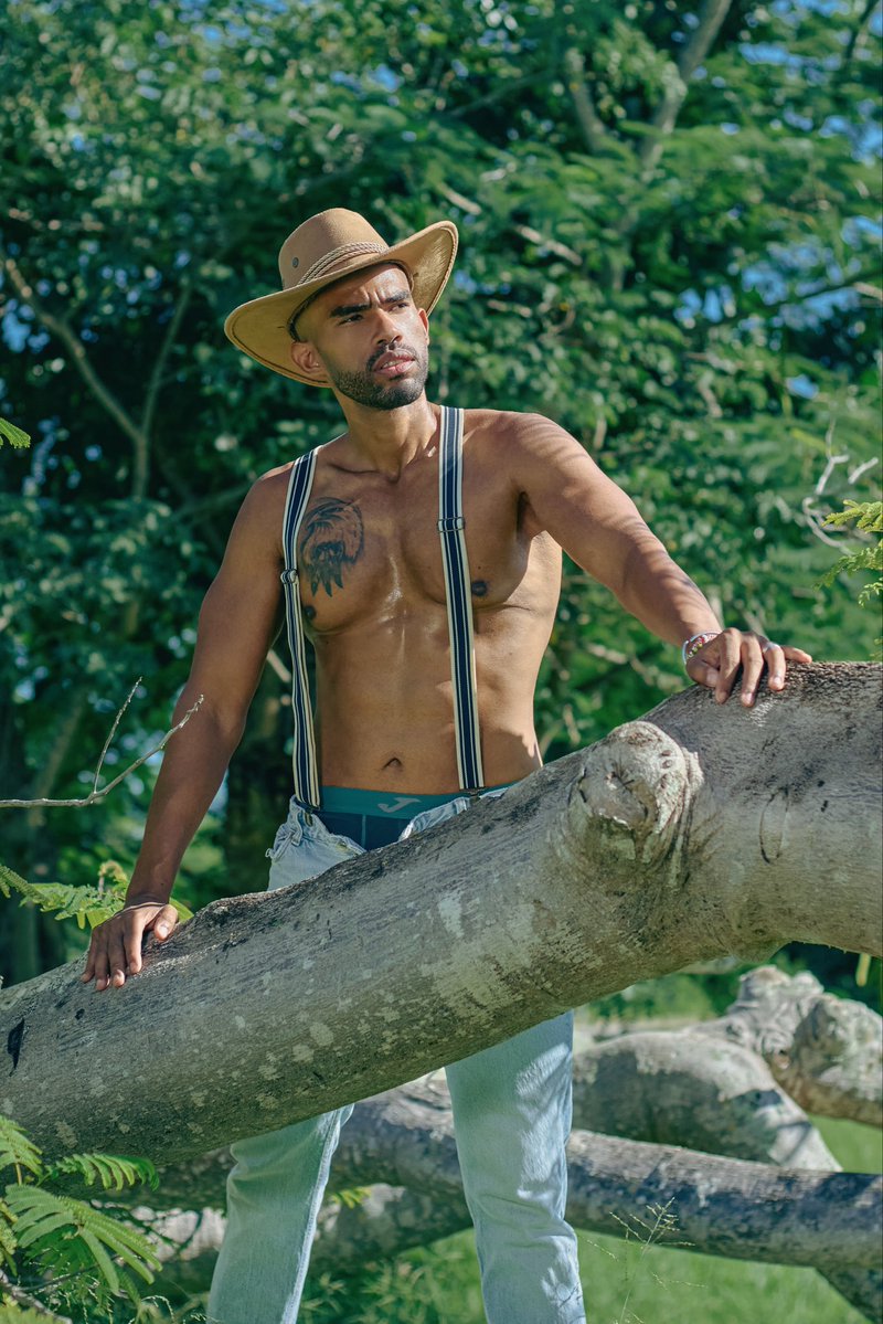 Carritovacio's tweet photo. Cowboy https://t.co/NKJVA9eZ9k