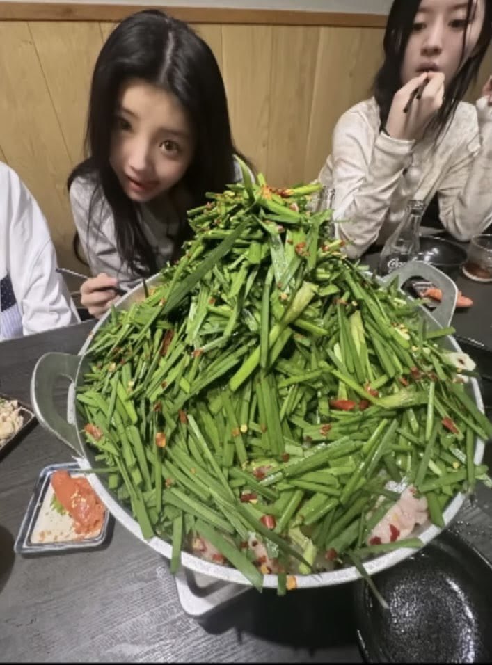 nekoited's tweet photo. 원희 존나 귀엽네 짇짜 이거뭐임 https://t.co/rOQyJy0i59