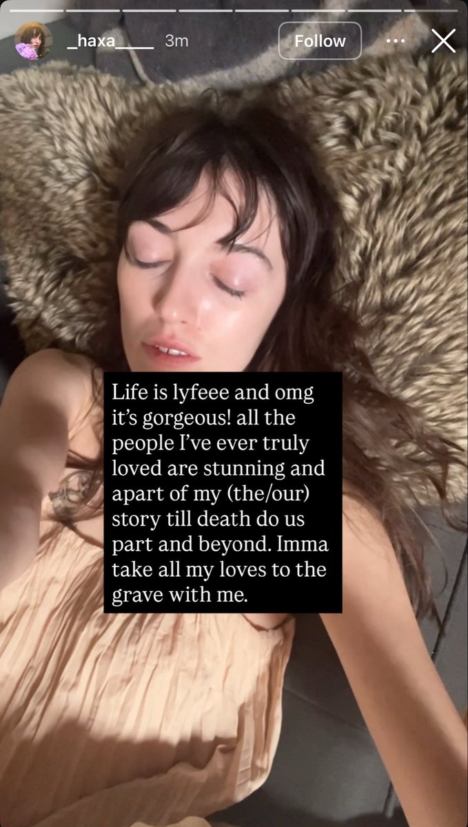 kenjswife's tweet photo. lmao she goin through it 😭😭 https://t.co/V8W1Hgr4QH