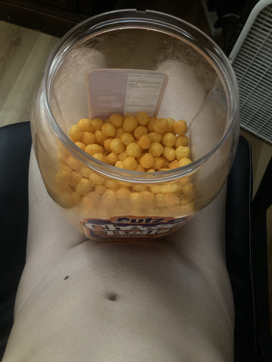 TalonMartin's tweet photo. I love cheese and ballz!! :3 https://t.co/iEgpGuUVVS