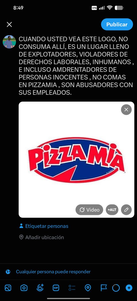 lcra387's tweet photo. NADIE DEBE COMPRAR EN ESTE LOCAL, ESTE LOGO ES SINÓNIMO DE EXPLOTACIÓN, HAMBRE, MISERIA HUMANA. AQUI TRATAN MAL A LOS EMPLEADOS Y ABUSAN DE LA NECESIDAD DE ELLOS. AQUI NO COMPRES. https://t.co/qF5HGq7kNJ
