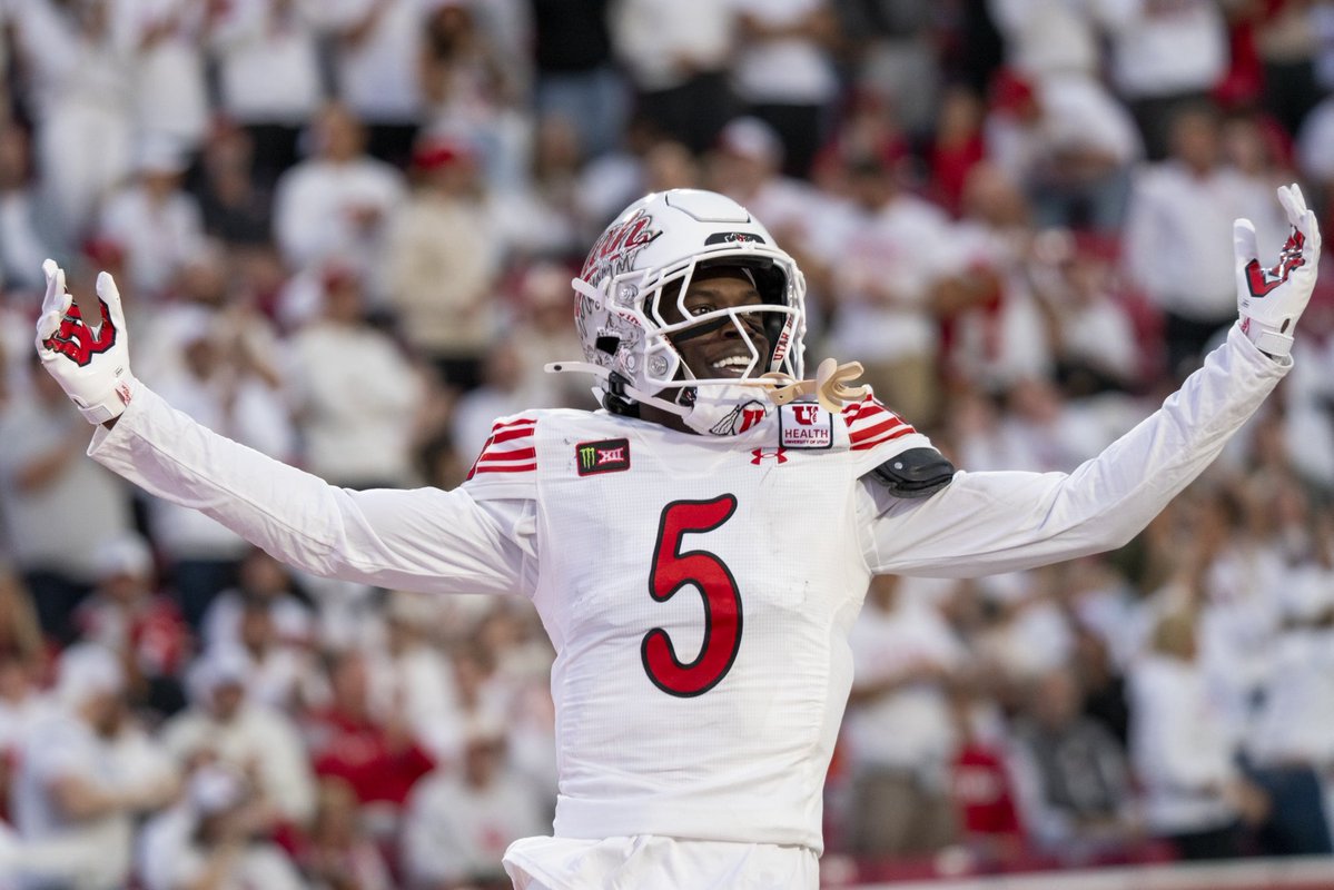 UUtah's tweet photo. Icy white 🧊 #GoUtes #WeAreUtah https://t.co/dmQOWovmgs