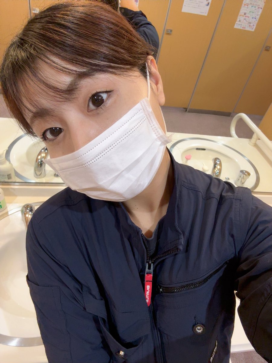 Mami1125chan's tweet photo. 朝ご飯ﾍﾟﾍﾟﾛﾝﾁｰﾉ作ってもらって🍴
今日のお仕事は病院の清掃員🧹
頑張ってきま~🫡✨ https://t.co/4NXIr9PbZ2