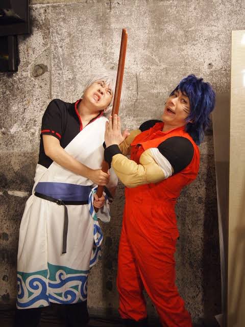 hamachan0505's tweet photo. もうこれで実写銀魂撮ればええやん

#gintama
#銀魂コスプレ
#杉田智和
#阪口大助
#お誕生日おめでとうございます https://t.co/K5ljajEXLh
