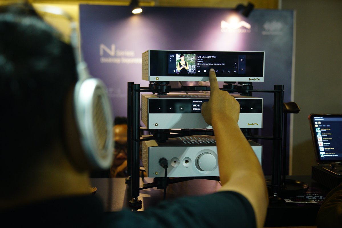matrix_digi's tweet photo. 🔥 PAPI 2026 Day 2 — the excitement continues!!
🎧 Experience the true power of Matrix Audio desktop Hi-Fi.
@intiumindonesia #MatrixAudio #HiFi #Audiophile #show #PAPI2026 #PortableAudioPartyIndonesia https://t.co/KtY7ak9tsR
