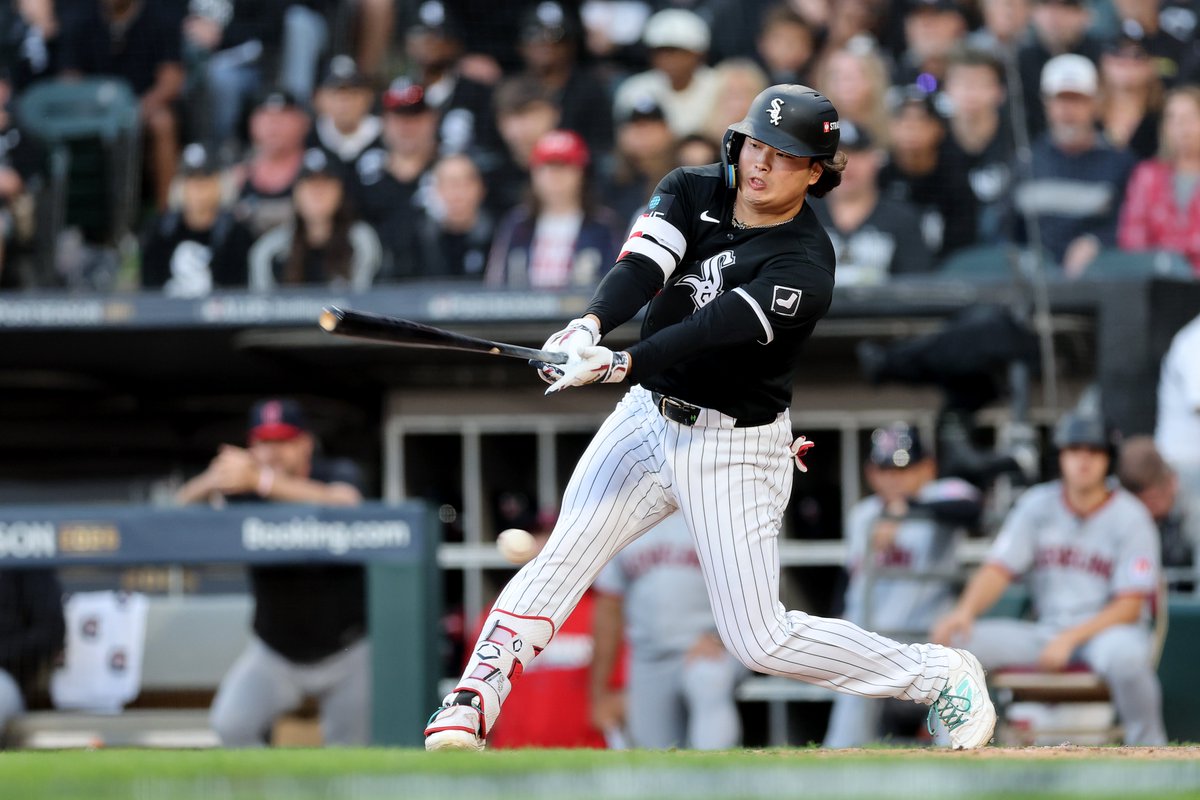 OptaSTATS's tweet photo. The @CleGuardians struck out 75 White Sox batters over 45.0 innings in the five-game series. That is the most strikeouts over any five consecutive nine-inning games against any opponent in MLB's modern era, regular season or postseason. https://t.co/vJ030GvQtw