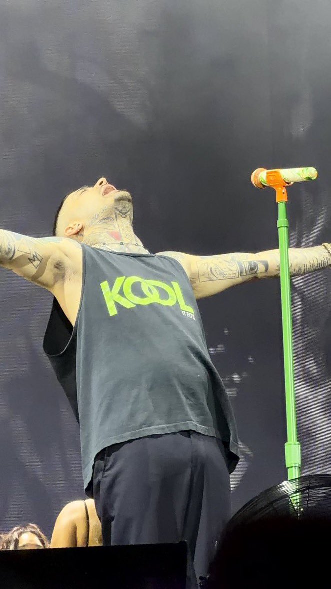 zaynmbase's tweet photo. can’t say what i wanna say….

📸 : @jubaffini TYYY https://t.co/esYfD4PjmB