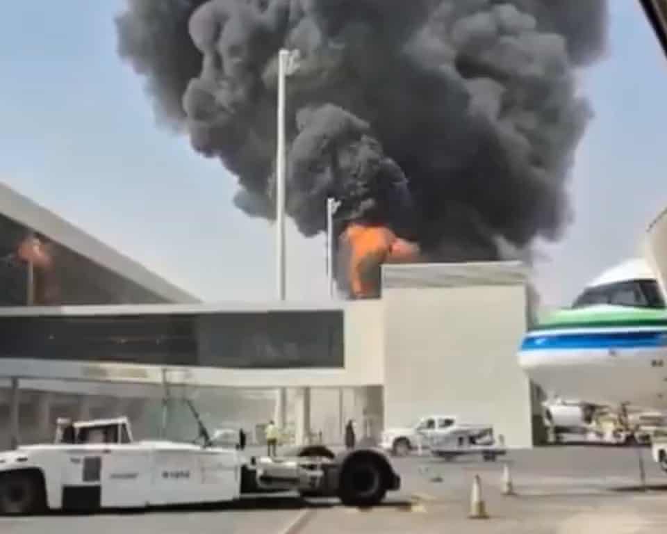 anwaribrahim's tweet photo. I unequivocally denounce the attack on King Khalid International Airport in Riyadh, which has taken innocent lives and left hundreds injured. I extend my deepest condolences to the families of those killed and wish the injured a swift recovery.

There can be no justification for attacks against civilians and civilian infrastructure. To put innocent lives at risk can only deepen the suffering already wrought by this conflict and carry it into places that should remain beyond its reach.

Malaysia stands in solidarity with the Kingdom of Saudi Arabia and its people at this perilous hour. We remain steadfast in our hope that diplomacy and reason will prevail before the conflict widens still further.

ANWAR IBRAHIM

Kredit: AP